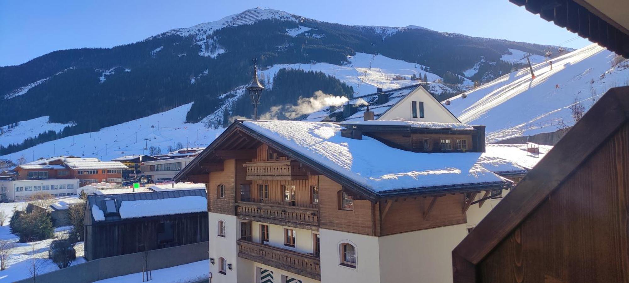 Next To Zwoelferkogel By Hermann Weiss Saalbach-Hinterglemm Exterior foto